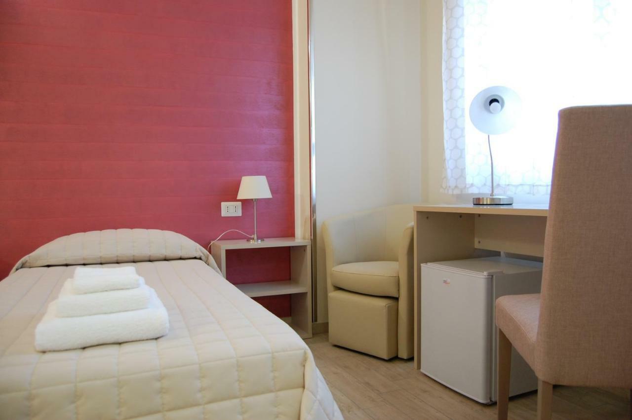 B&B Del Corso San Cataldo  Luaran gambar