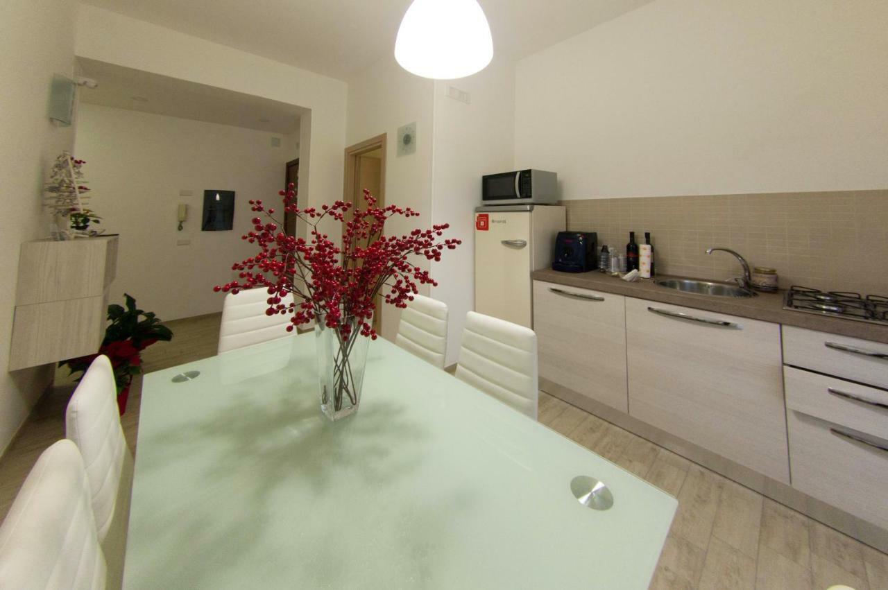 B&B Del Corso San Cataldo  Luaran gambar
